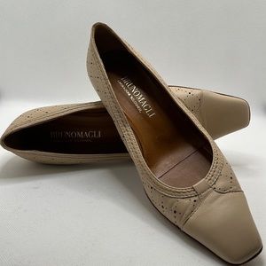 Bruno Magli Italian 2” leather heels 6AA